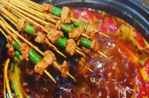 串串香底料批发,串串香底料厂助力串串香开店创业!